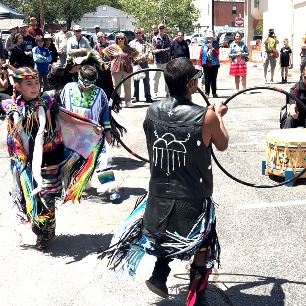 Nab Kgnu Dancing